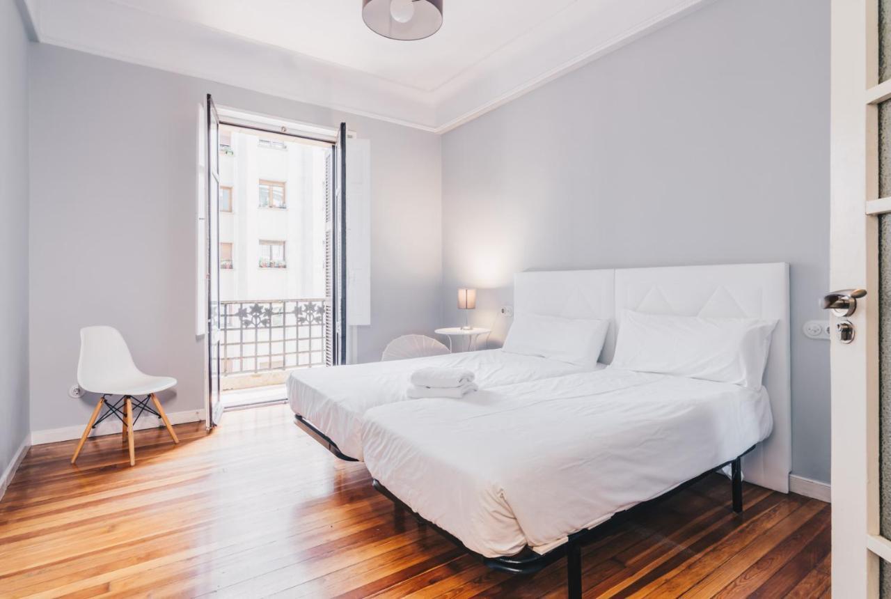 Apartamento Royal Сан Себастиан Екстериор снимка