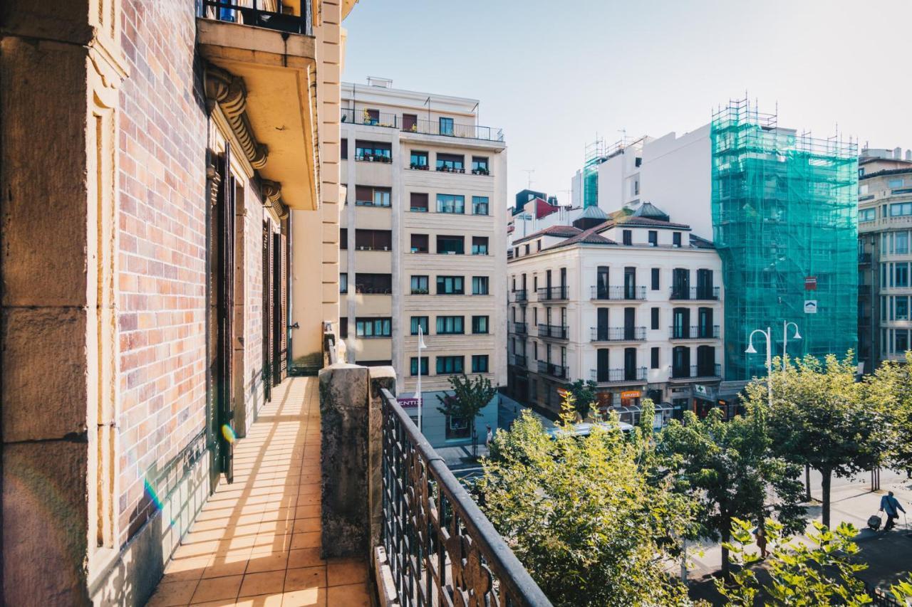 Apartamento Royal Сан Себастиан Екстериор снимка