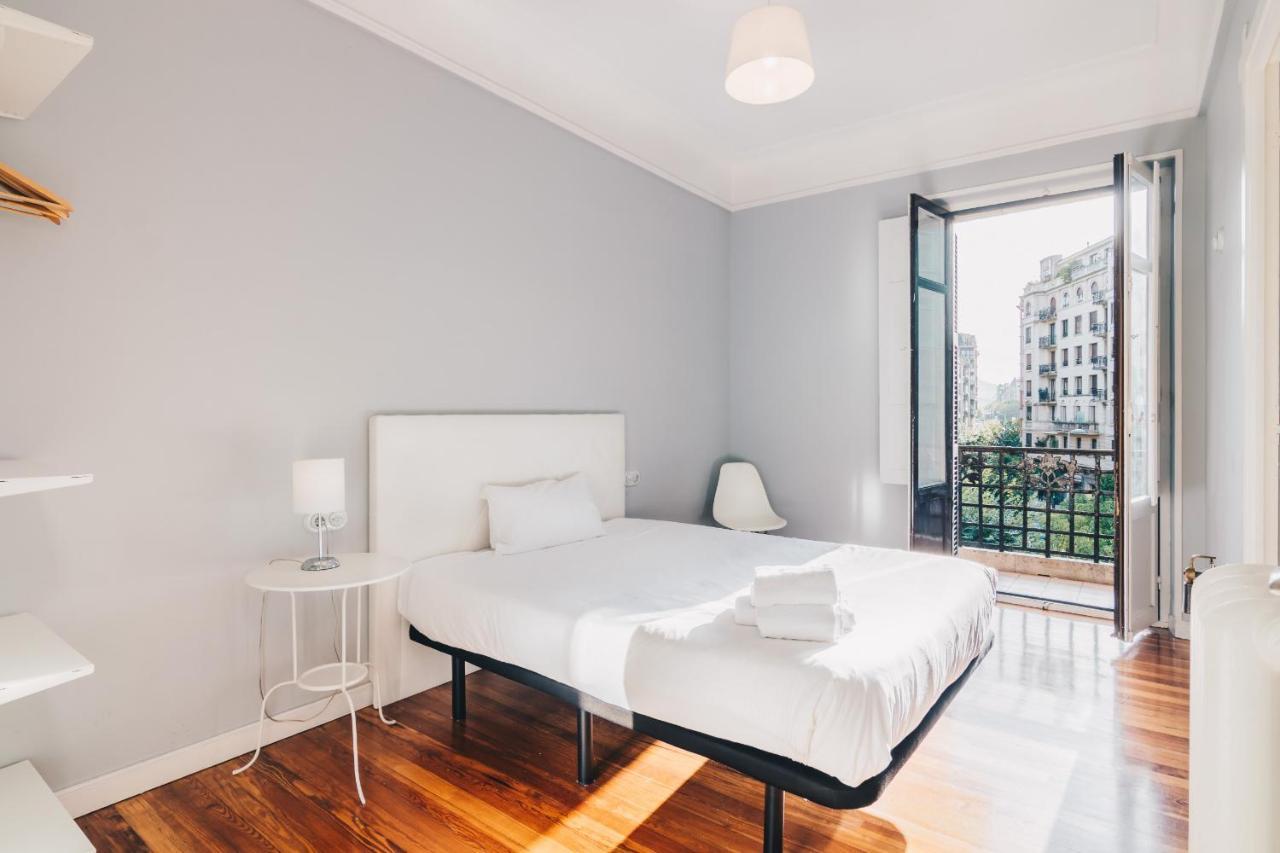 Apartamento Royal Сан Себастиан Екстериор снимка